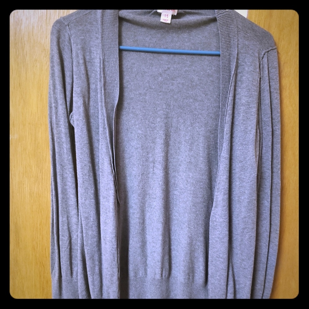 Grey cardigan